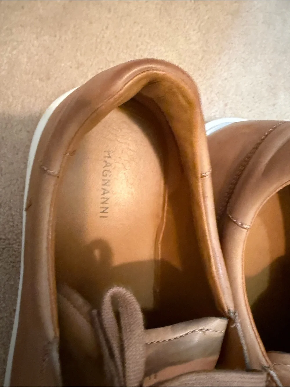 Magnanni Tan Leather Low-Top Sneakers - Picture 3 of 5